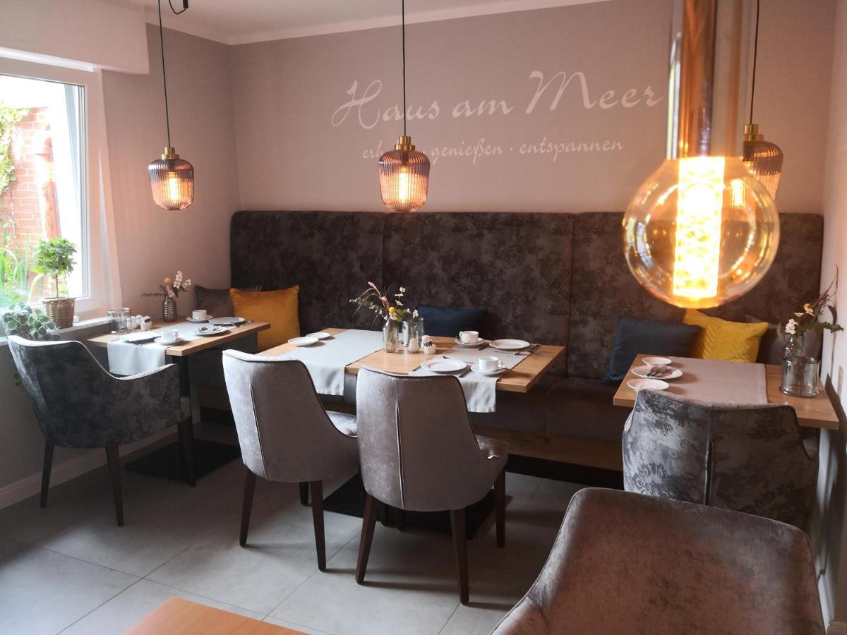 Hotel Garni Haus Am Meer Нойхарлингерзийл Екстериор снимка