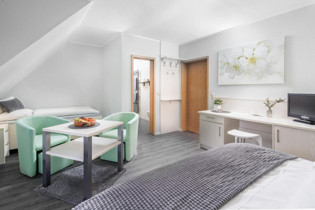 Hotel Garni Haus Am Meer Нойхарлингерзийл Екстериор снимка