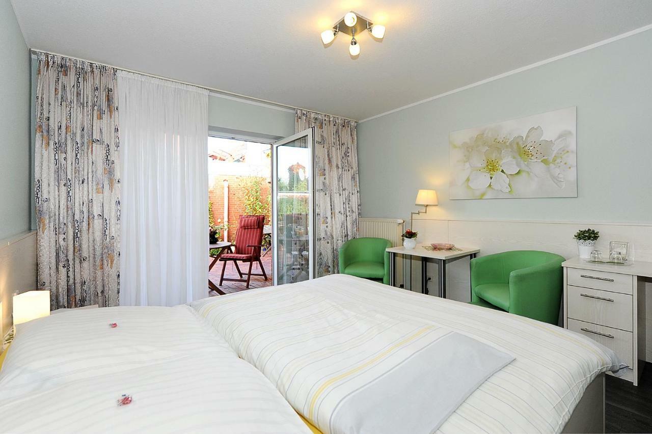 Hotel Garni Haus Am Meer Нойхарлингерзийл Екстериор снимка